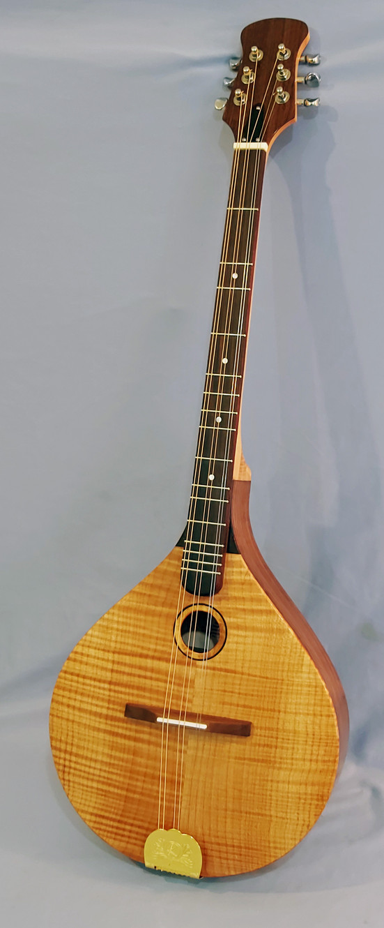 Bigleaf Mandolins logo